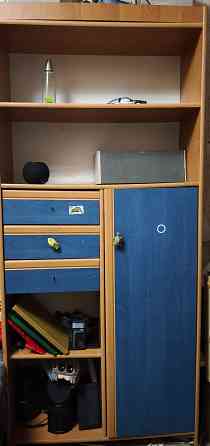 Продам писмены стол и шкафы Донецк