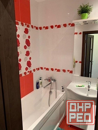 Сдается уютная двухкомнатная квартира в Ворошиловском районе! Адрес: бульвар Школьный, 20. Донецк - изображение 1