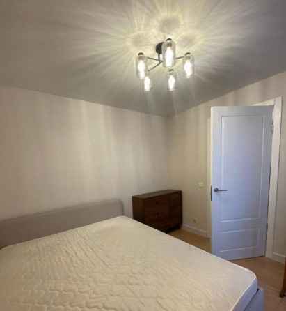 Сдается на длительный срок уютная двухкомнатная квартира с абсолютно новым ремонтом Донецк