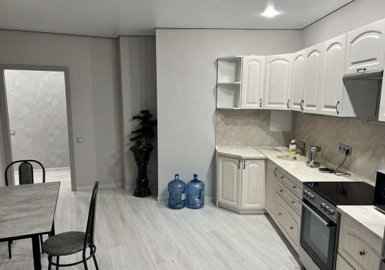 Сдаётся просторная светлая 2-комнатная квартира в Калининском районе Донецк