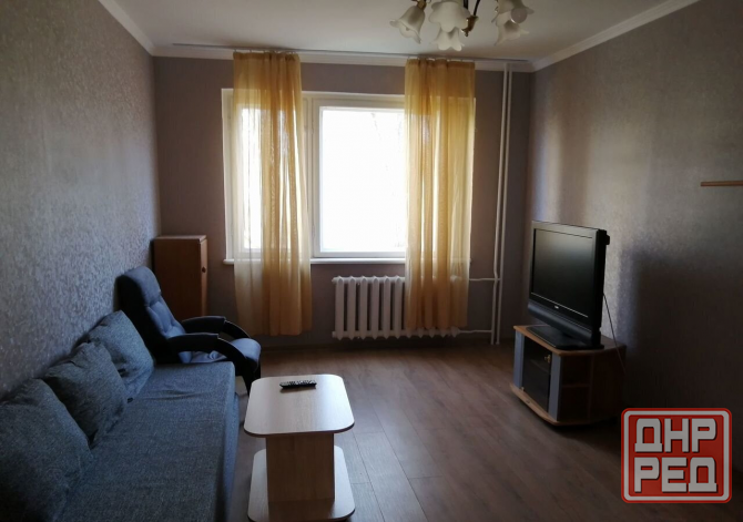 Трехкомнатная Донецк Прожекторная, Пролетарский район Донецк - изображение 1