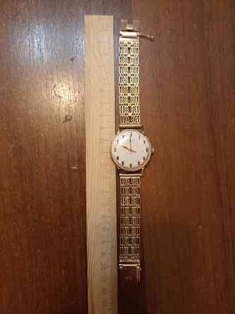 Золотые часы " полёт" на золотом браслете Донецк