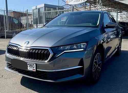 Skoda Octavia A8 2024 год официальная вся в родной краске 32 тыс км пробег Донецк