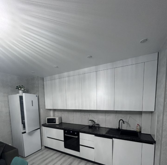 Сдаётся в аренду на длительный срок роскошная трёшка в Калининском районе Донецк