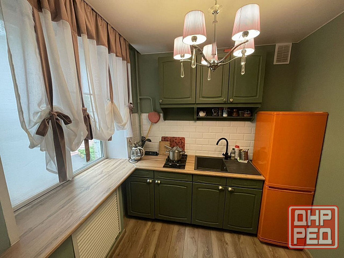 Очень просторная однокомнатная квартира 45 м², 2/4 эт., Ворошиловский район, бульвар Пушкина, Площа Донецк - изображение 1