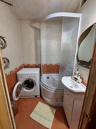 Продам Срочно!!!! 3-х к кв ру в Донецке м-н Щетинина (рынок) Донецк