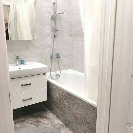 Стильная однокомнатная квартира в Ленинском районе Донецка Донецк