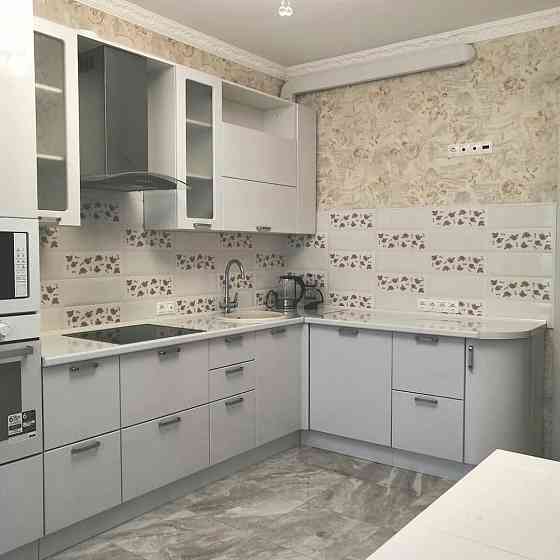 Стильная однокомнатная квартира в Ленинском районе Донецка Донецк