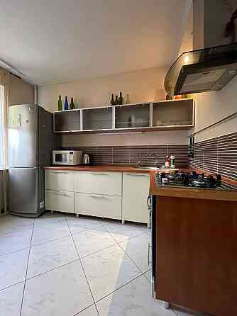 Сдаётся 3х-комнатная квартира в Буденновском районе на долгий срок, ориентир Майский рынок, площадь Донецк