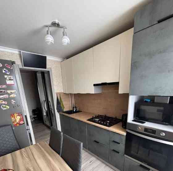 Просторная 3-к квартира в Ленинском районе для семьи Донецк