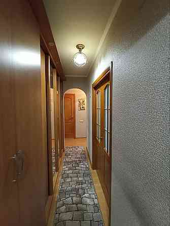 Стильная трехкомнатная квартира в Донецке Донецк