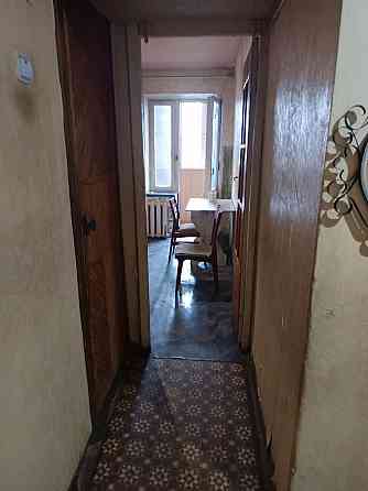 Продам двухкомнатную квартиру Зугрэс