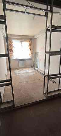 Продам 2х комнатную квартиру в Харцызске, верх Черёмушек, м-н. Металлургов Харцызск