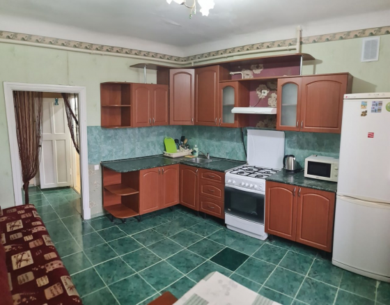 Сдается просторная квартира в ворошиловском районе Донецк