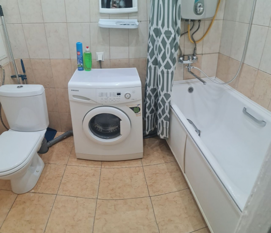 Сдается просторная квартира в ворошиловском районе Донецк