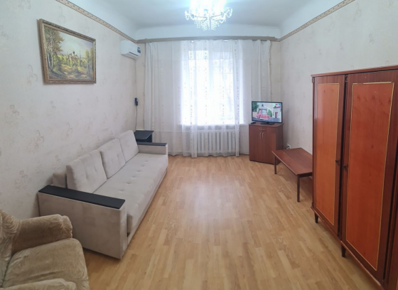 Сдается просторная квартира в ворошиловском районе Донецк