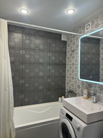 Сдам уютная квартира в центре города на длительный срок в калининском районе Донецк