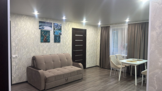 Сдам уютная квартира в центре города на длительный срок в калининском районе Донецк