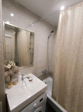 Сдается просторная 2-комнатная квартира в пролетарском районе на улице раздольной Донецк