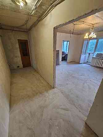 Продается 3-хкомнатная квартира в Донецке! Район Привокзальный площади! Донецк