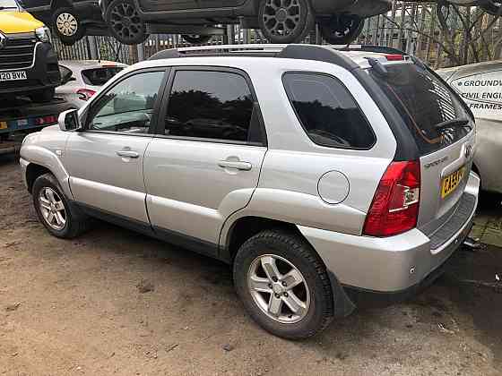 KIA-Sportage 2004-2010 на разбор запчасти Донецк