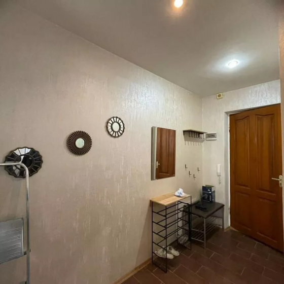 Сдается трехкомнатная квартира на длительный срок Донецк