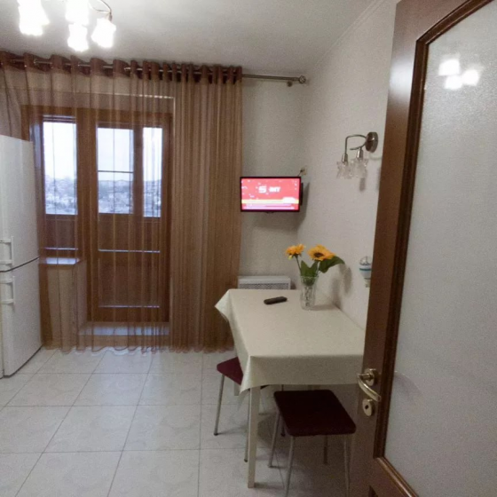 Сдам 3-комн. квартиру на долгий срок Донецк