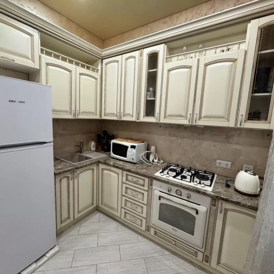 Сдам шикарную квартиру в Ленинском районе Донецк