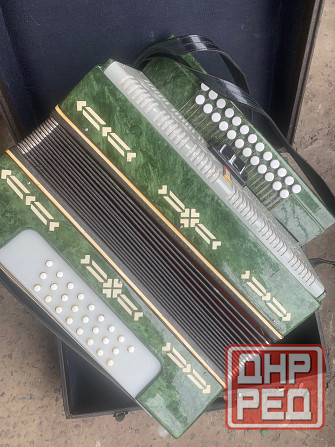 Баян в футляре в отличном состоянии Донецк - изображение 1