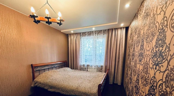 Сдается просторная двухкомнатная квартира (60 м2) Донецк