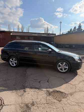 Toyota avensis Макеевка