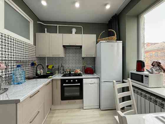 Вода 24/7. Все новое, после ремонта! Сдам 2 ком.кв в центре города, ориентир Орешкова, школа 17 Донецк