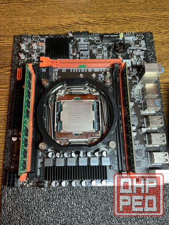 Комплект Xeon E5-2640v4, 16Gb DDR 4 Макеевка - изображение 1