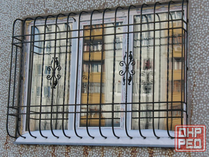 Изготовим Ограды на кладбище, решетки на окна, козырьки над дверями. Донецк - изображение 5