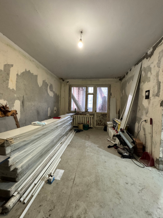 Продажа 1-комнатной квартиры 1/9, в г. Донецк, ул. Куйбышева Донецк