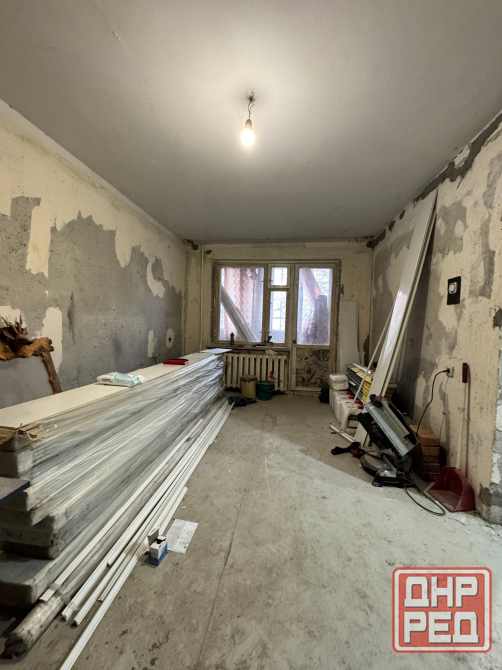 Продажа 1-комнатной квартиры 1/9, в г. Донецк, ул. Куйбышева Донецк - изображение 1