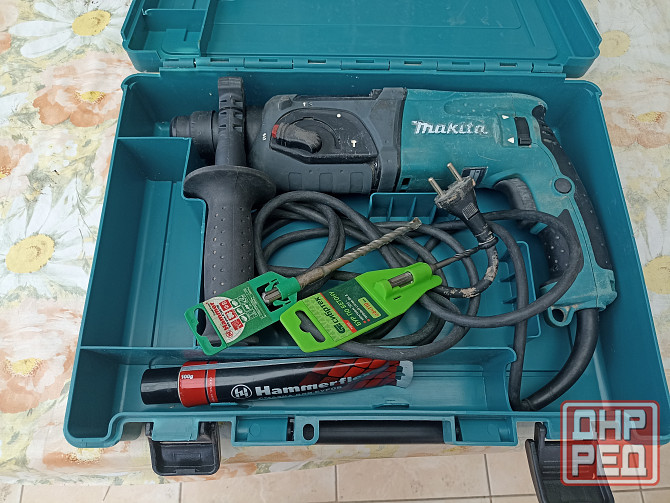 Перфоратор Makita HR2470 Донецк - изображение 1