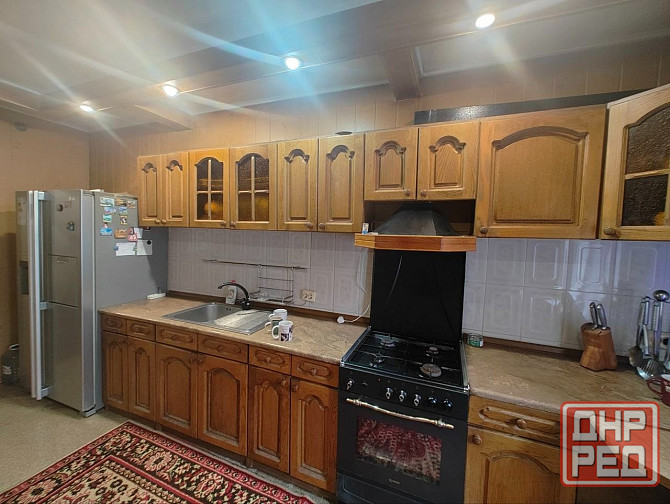 Продам большой добротный дом в Макеевке в Центрально-Городском р-не Макеевка - изображение 7