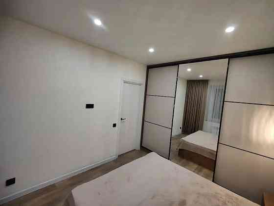 Сдам Евро 2к квартира в Калининском возле Мед. института (за магазином Молоко) Донецк