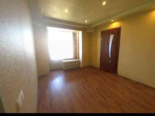 3 ком. квадратных, 61 м2, 9/9 этаж, Кировский р-н, ул. Петровского Текстильщик 4,900 Донецк