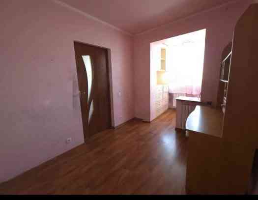 3 ком. квадратных, 61 м2, 9/9 этаж, Кировский р-н, ул. Петровского Текстильщик 4,900 Донецк