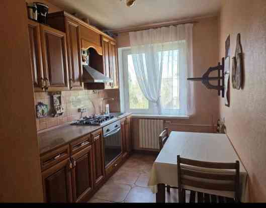 3 ком. квадратных, 61 м2, 9/9 этаж, Кировский р-н, ул. Петровского Текстильщик 4,900 Донецк