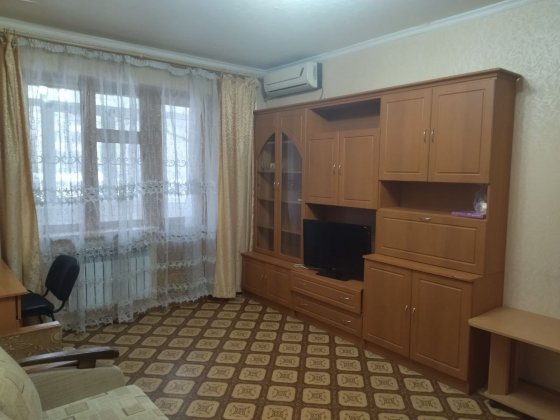 Аренда 1- комнатной квартиры на Батищева, Шахтерская площадь Донецк