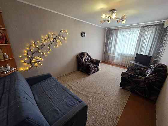 Продам 3х к.кв Ул.Зелинского район 1000мелочей Мариуполь