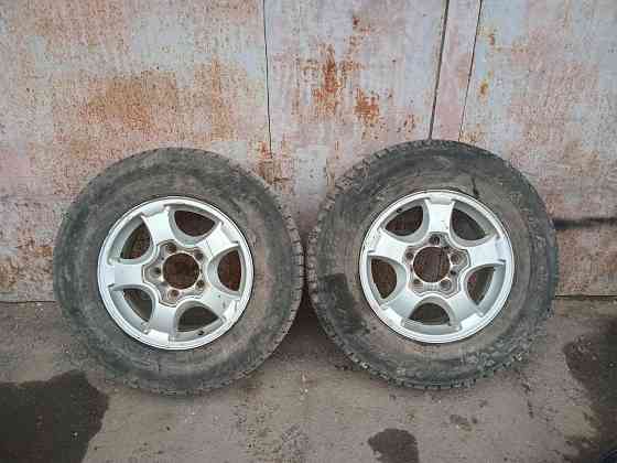 Продаю два колеса на уаз Донецк