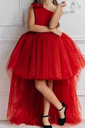 Платье со шлейфом нарядное выпускное вечернее Донецк