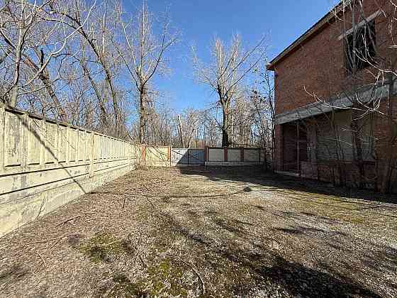 Продается отдельно стоящее здание 800 м² в Калининском районе! Донецк