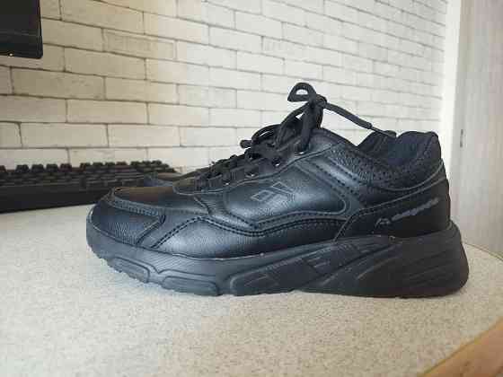 Детские кроссовки 38 р-р Донецк