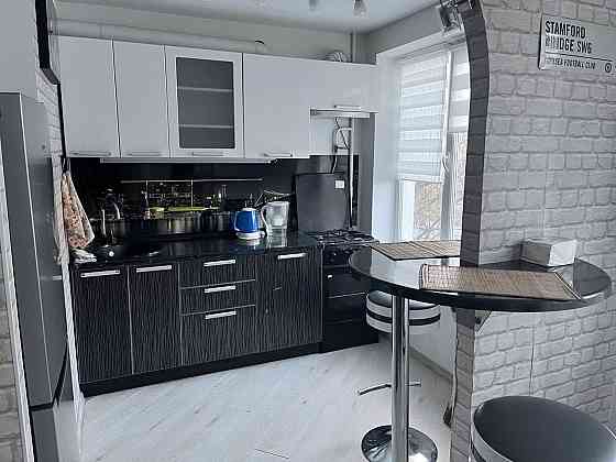 Сдаю двушку квартиру в Ворошиловском районе Донецк