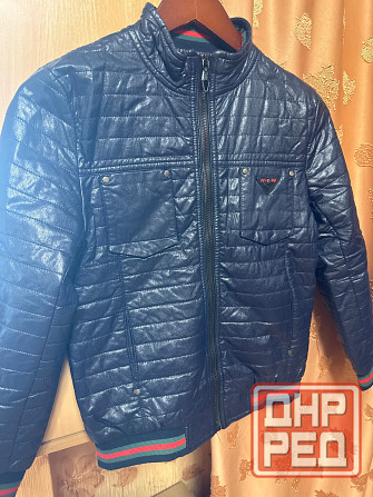 Куртка на худенького мальчика 128-140 Донецк - изображение 1